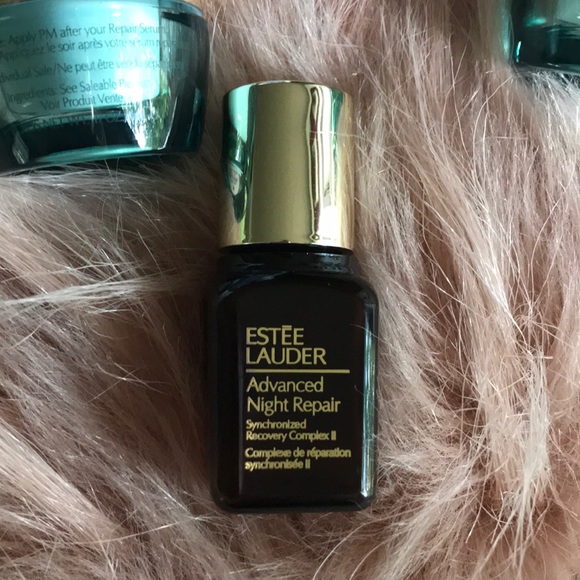 Estée Lauder skincare 3-pack - Picture 4 of 5